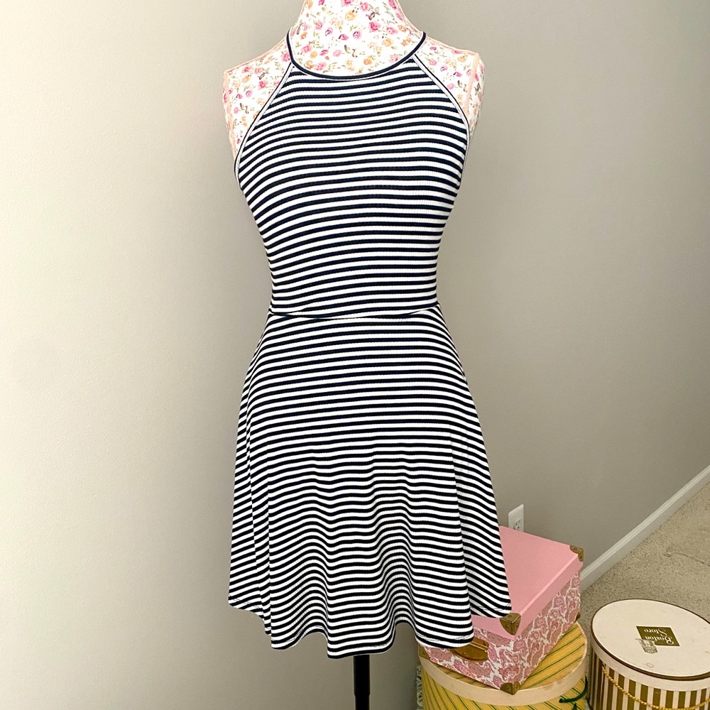 Black + White Stripped Extra-Small Mossimo Dress